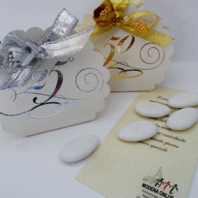 cod.A900 Scatolina cuore – anniversario oro/argento