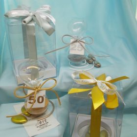 Cod.ACLS69 Originale clessidra su stand in metallo con box - h. 11cm-
